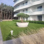 View Sea Pearl
