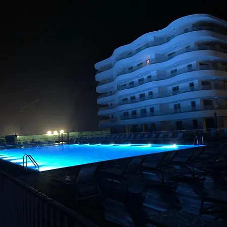 Apartment View Sea Pearl *