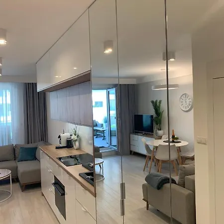 Apartment View Sea Pearl