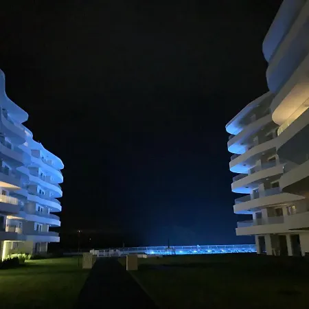 View Sea Pearl