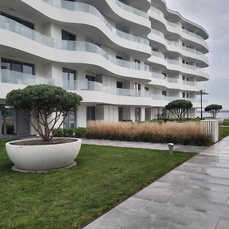 Apartment View Sea Pearl *