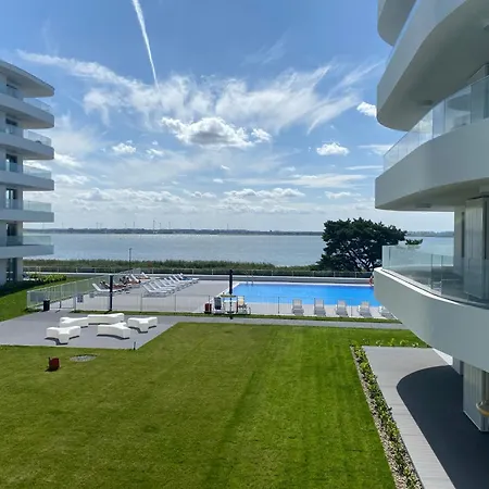 View Sea Pearl *