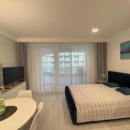Apartment View Sea Pearl *
