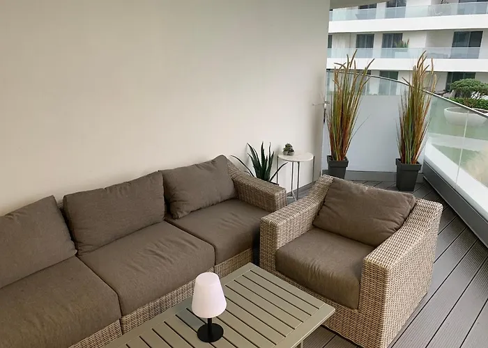 アパート View Sea Pearl ロゴボ